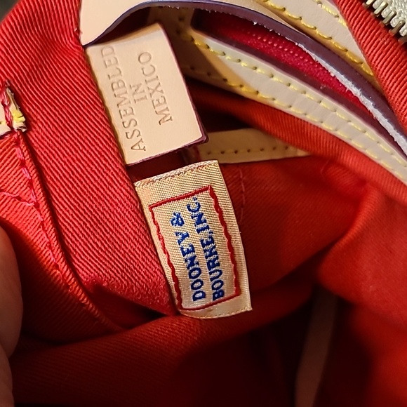Dooney & Bourke - Letter Carrier leather crossbody bag - Picture 8 of 13